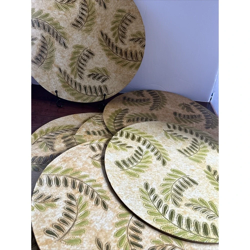 Fern Leaf Round Placemats 13